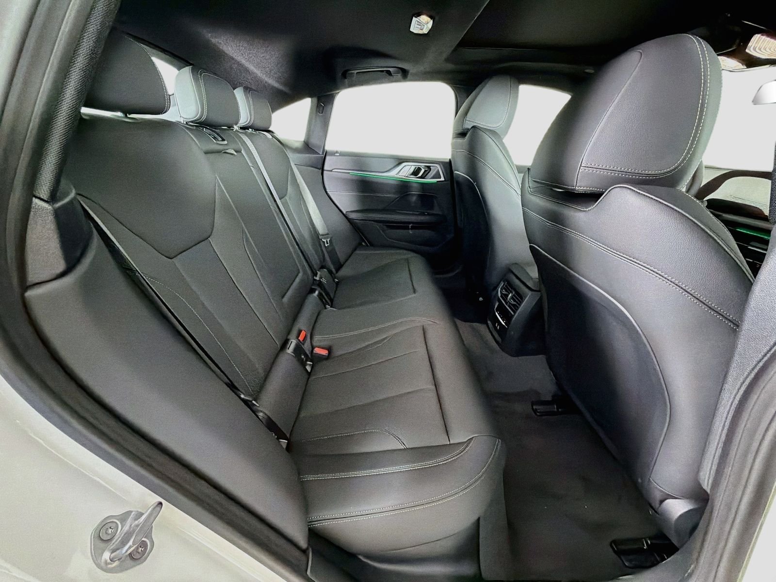 New 2026 Alpine White BMW eDrive40 image 28