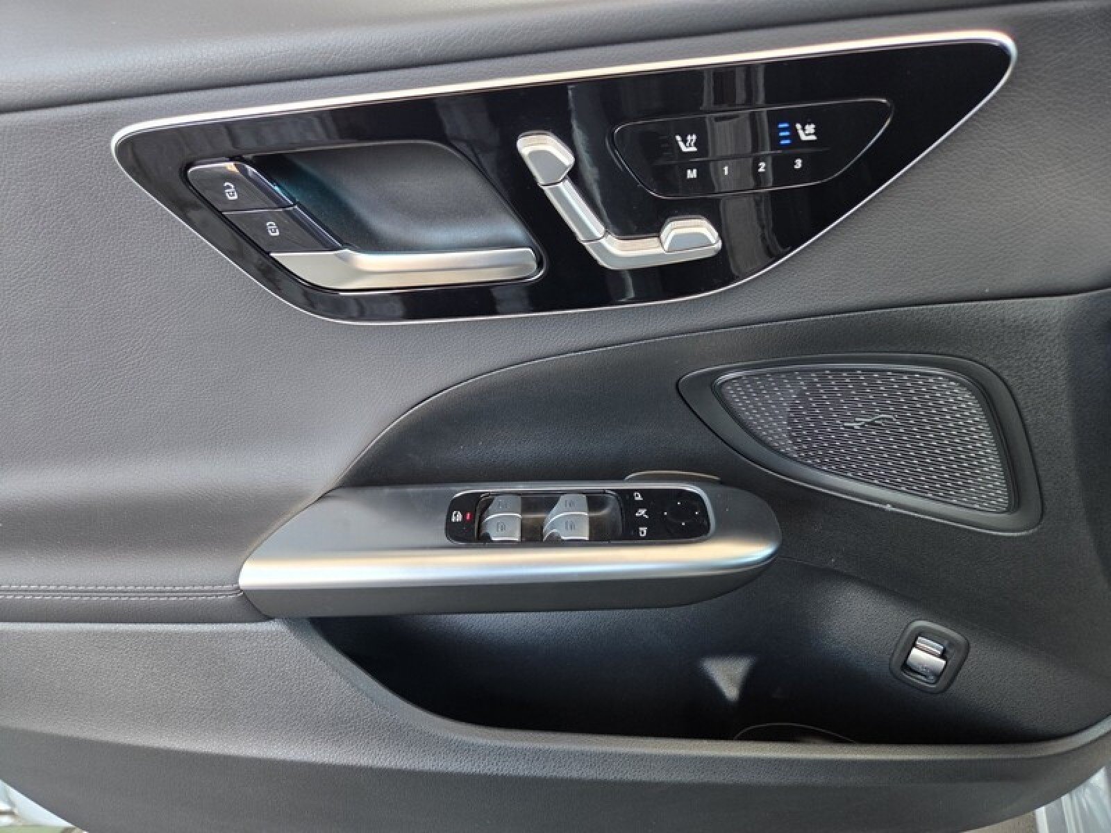 Certified Used 2026 Cirrus Silver Metallic Mercedes-Benz C 300 image 22