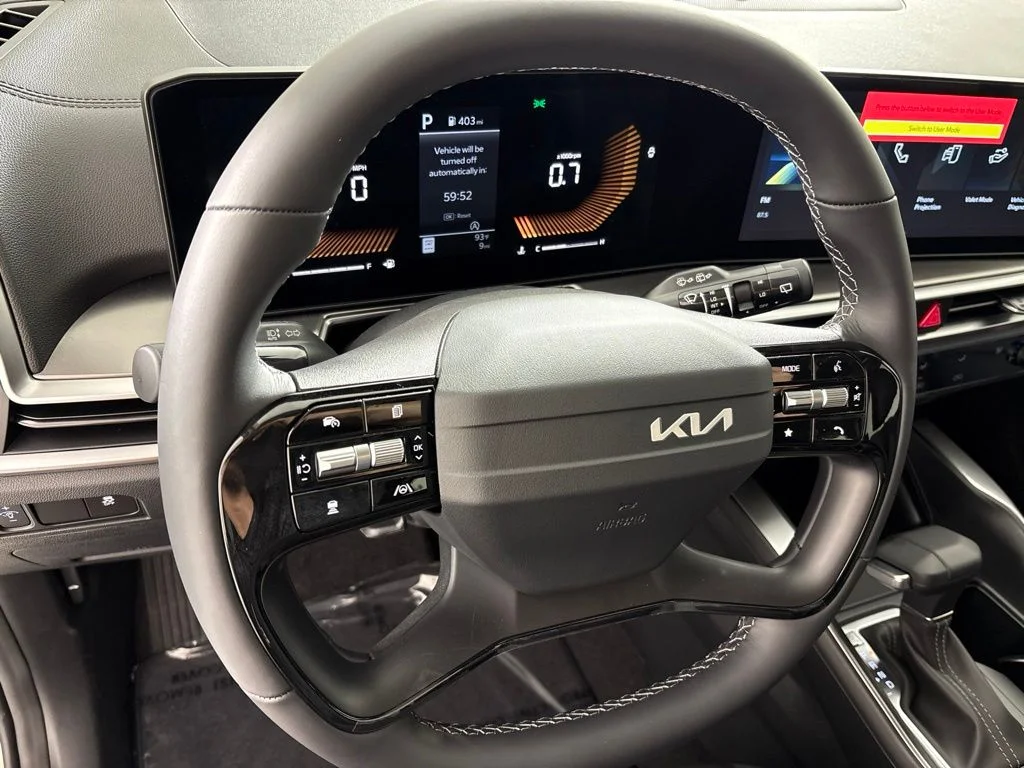 New 2026 Ivory Silver Kia LX image 29