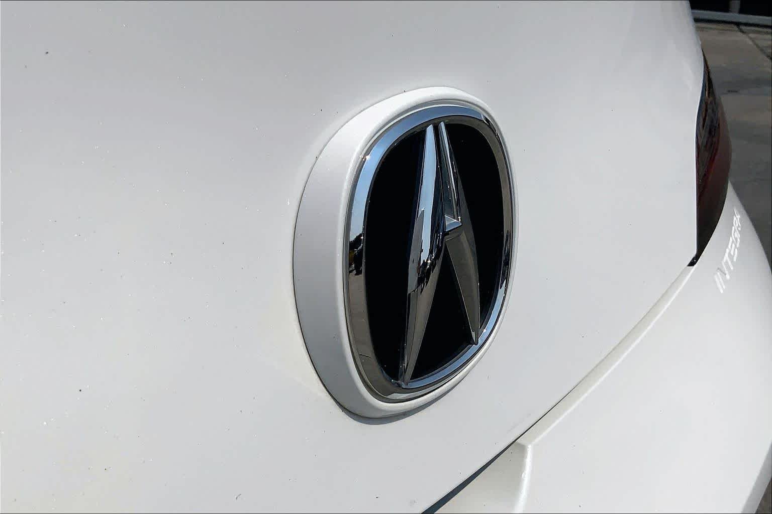 Certified Used 2025 Platinum White Pearl Acura w/A-Spec Package image 31
