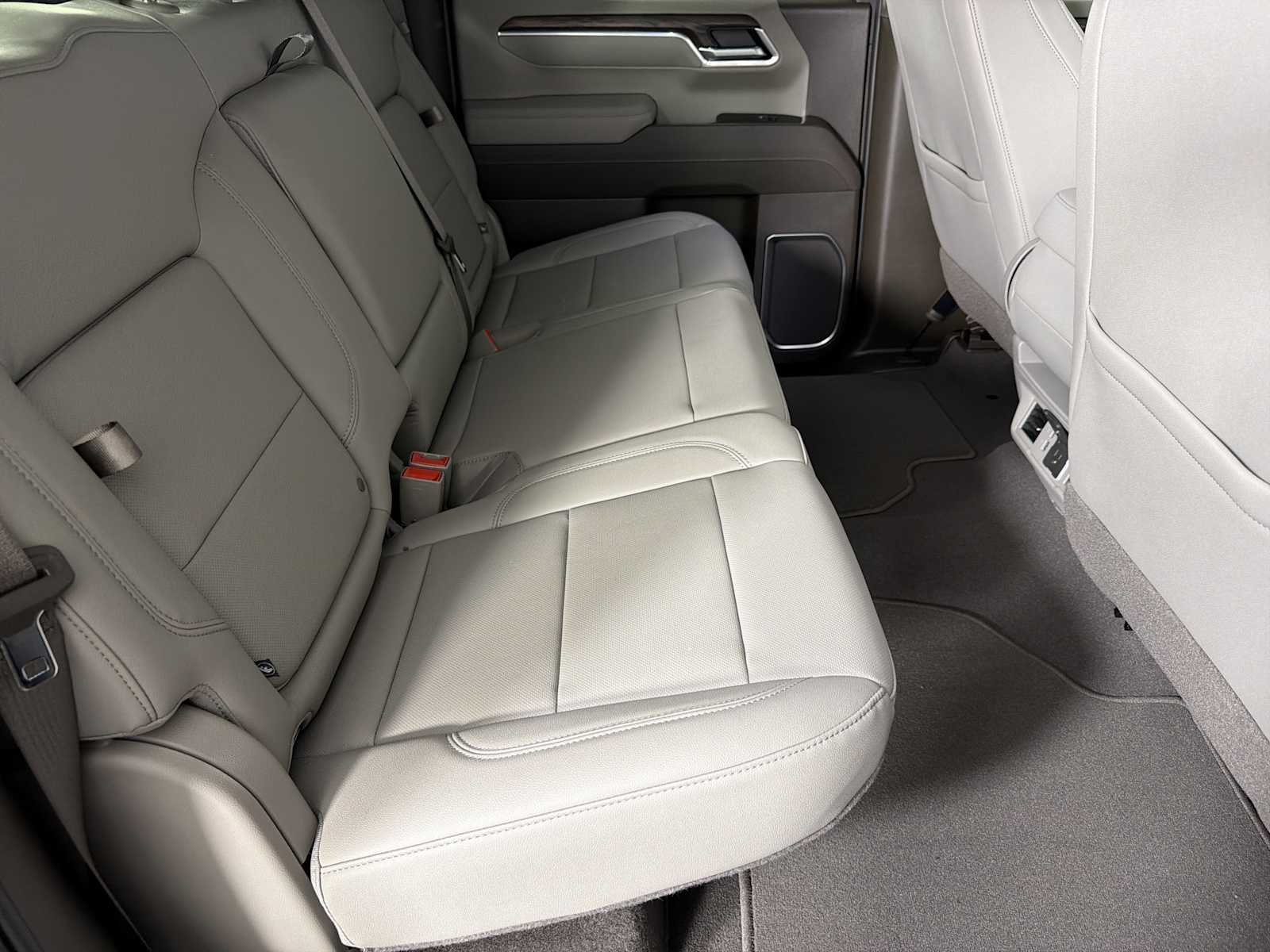 New 2026 Onyx Black GMC SLT image 13