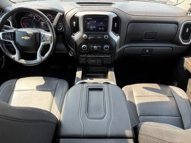 Used 2021 BLACK Chevrolet LT image 12