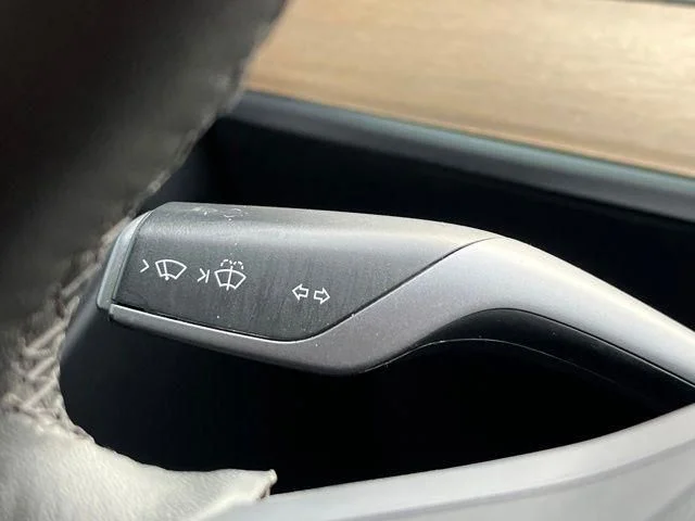 Used 2020 White Tesla Long Range image 39