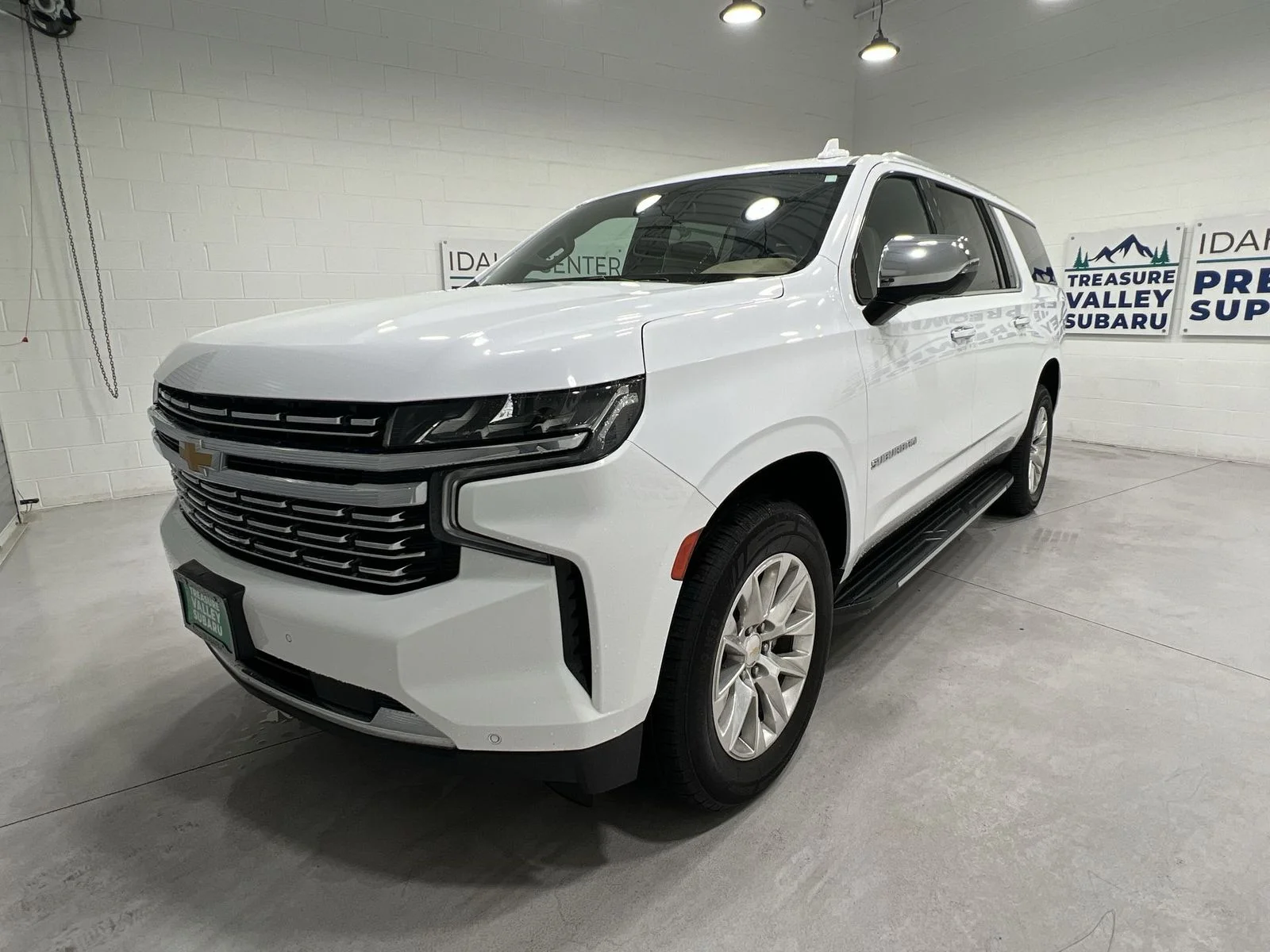 Used 2024 White Chevrolet Premier image 4