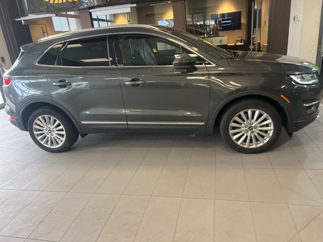 2019 Lincoln MKC Base