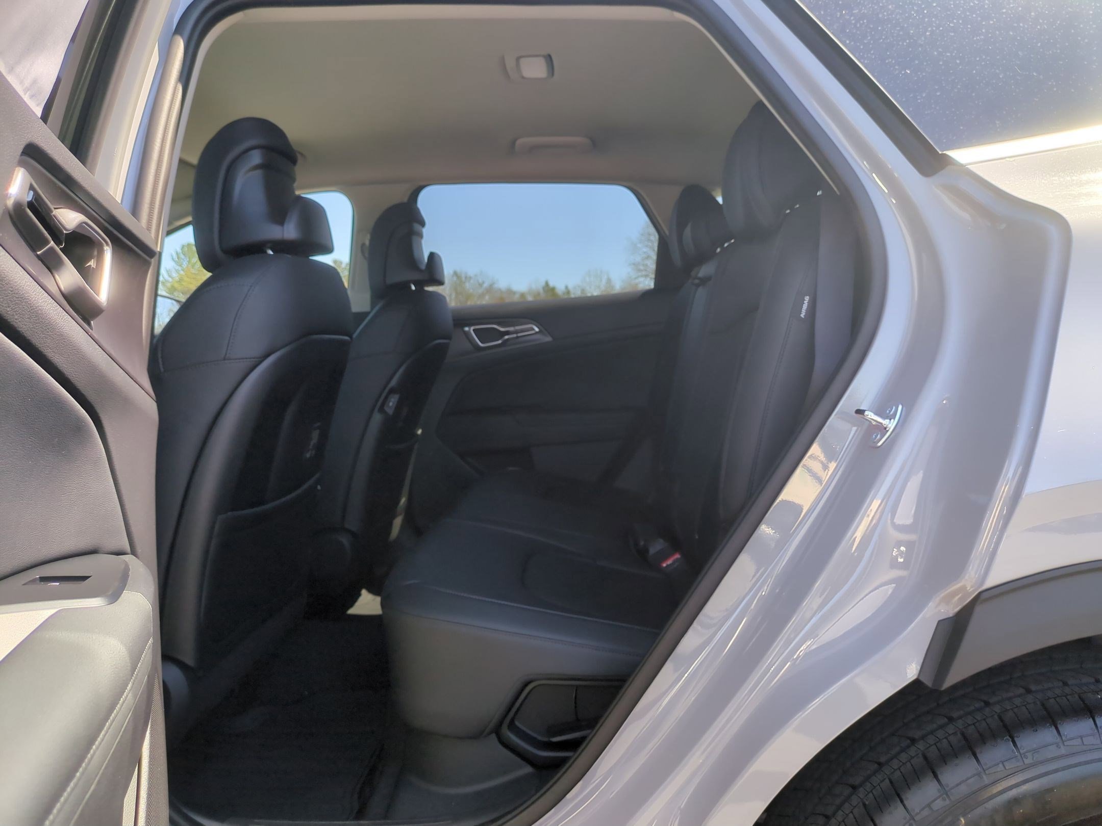 New 2026 Wolf Gray Kia EX image 15