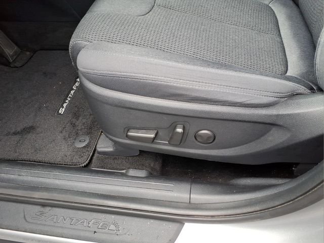 Used 2021 Silver Hyundai SEL image 16