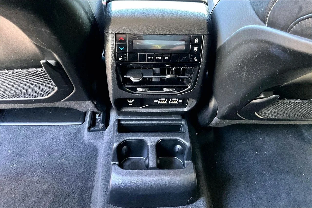 Used 2022 Gray Jeep Limited image 16