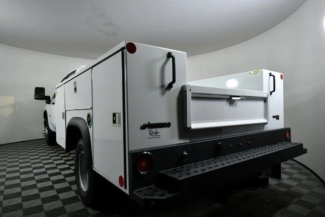 New 2026 Summit White Chevrolet Work Truck image 13