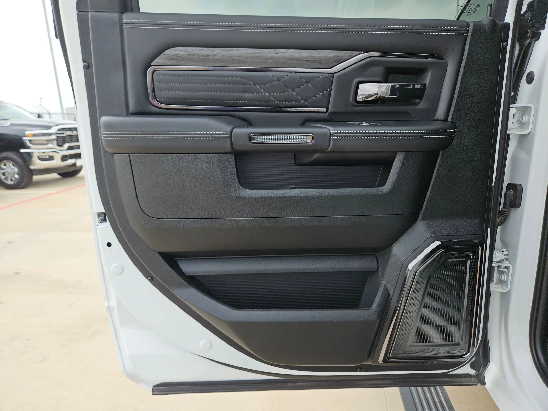 New 2026 Bright White Clear-Coat Exterior Paint RAM Limited image 14