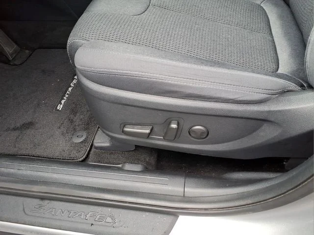 Used 2021 Silver Hyundai SEL image 16