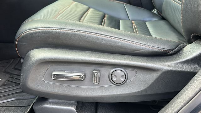 2025 Honda CR-V Sport Touring - Photo 10