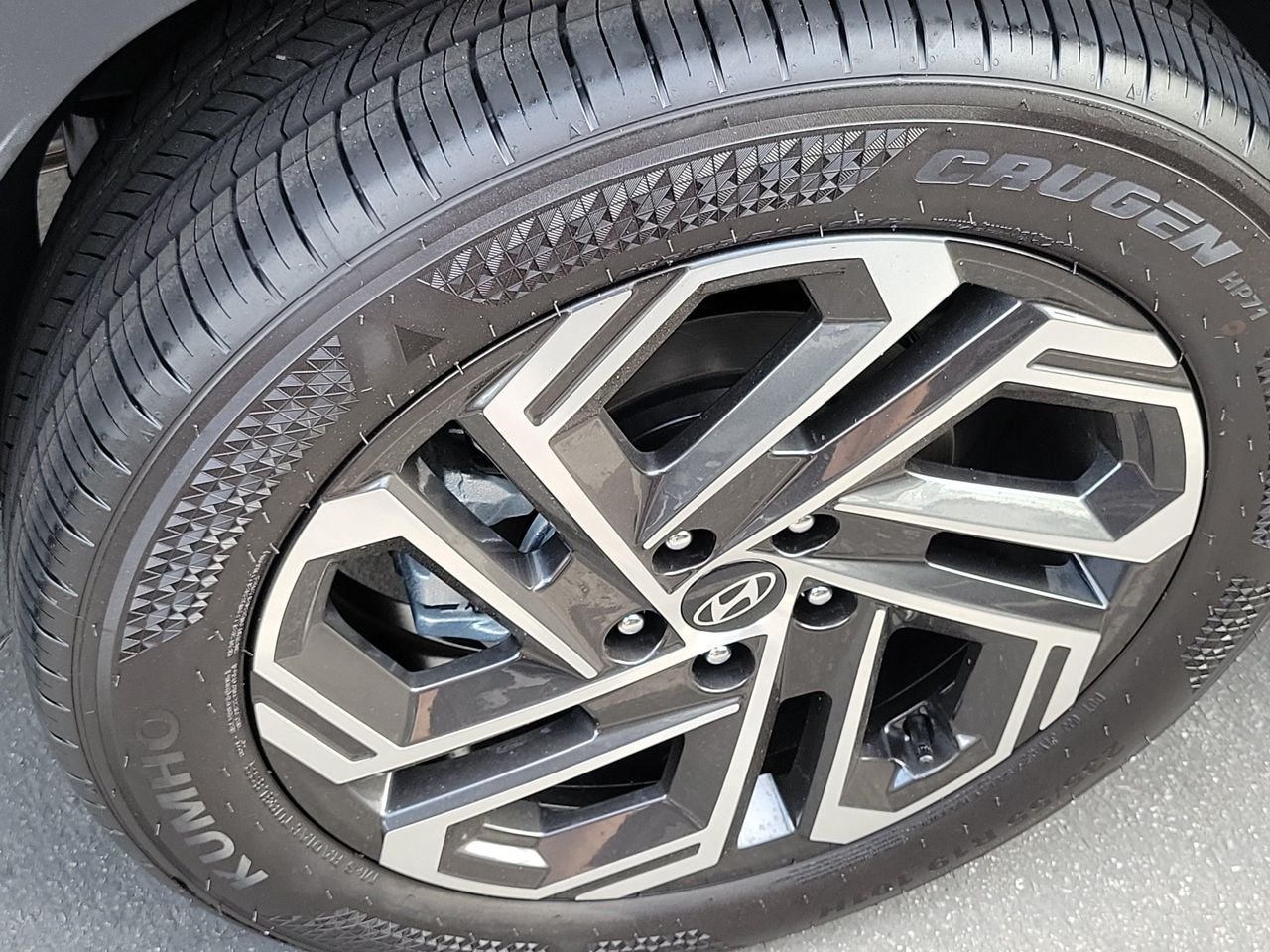 New 2026 Rockwood Green Hyundai SEL Plus FWD image 18