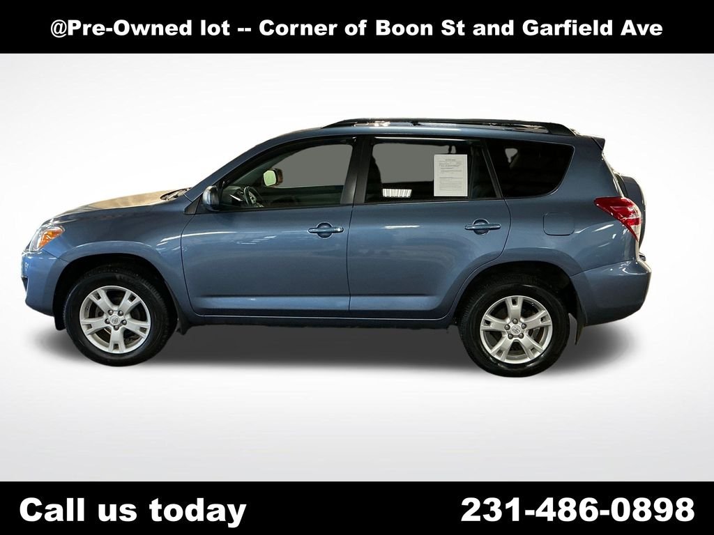 Used 2012 Blue Toyota Base image 2