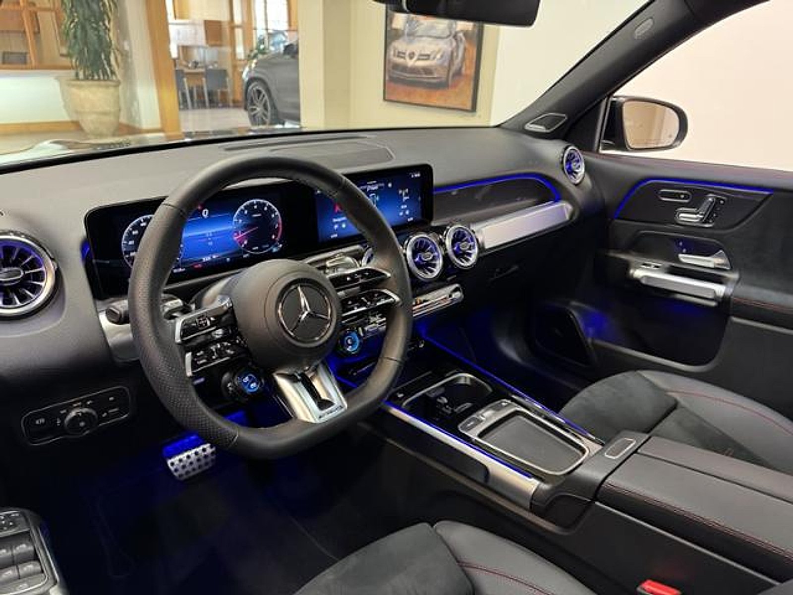 Certified Used 2025 Mountain Grey Metallic Mercedes-Benz 4MATIC® image 12