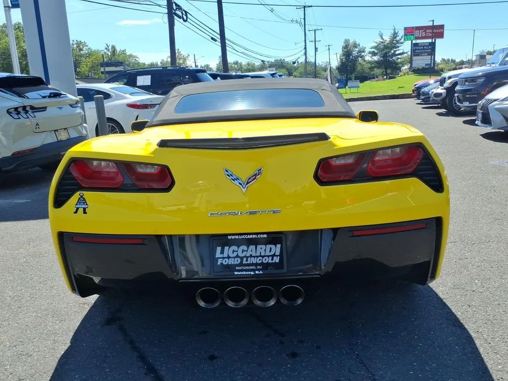 Used 2019 Yellow Chevrolet Stingray image 5