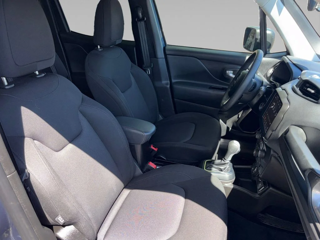 Certified Used 2023 Blue Jeep Latitude image 16