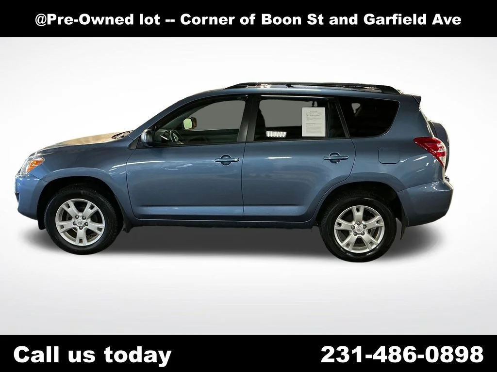 Used 2012 Blue Toyota Base image 2