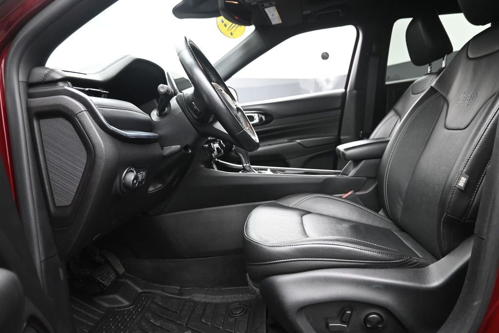 Used 2022 Red Jeep Limited image 16