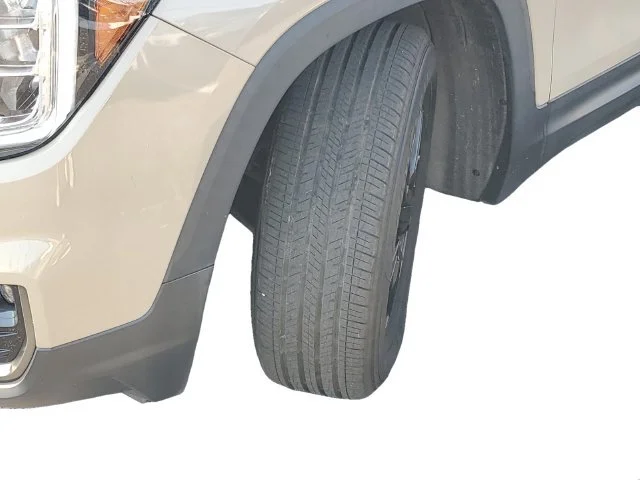 Used 2022 DESERT SAND METALLIC GMC AT4 image 41