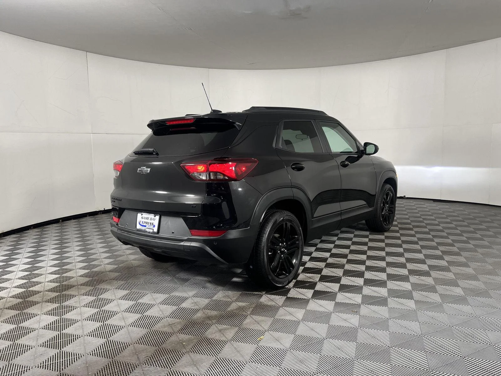 New 2026 Mosaic Black Metallic Chevrolet LT image 44