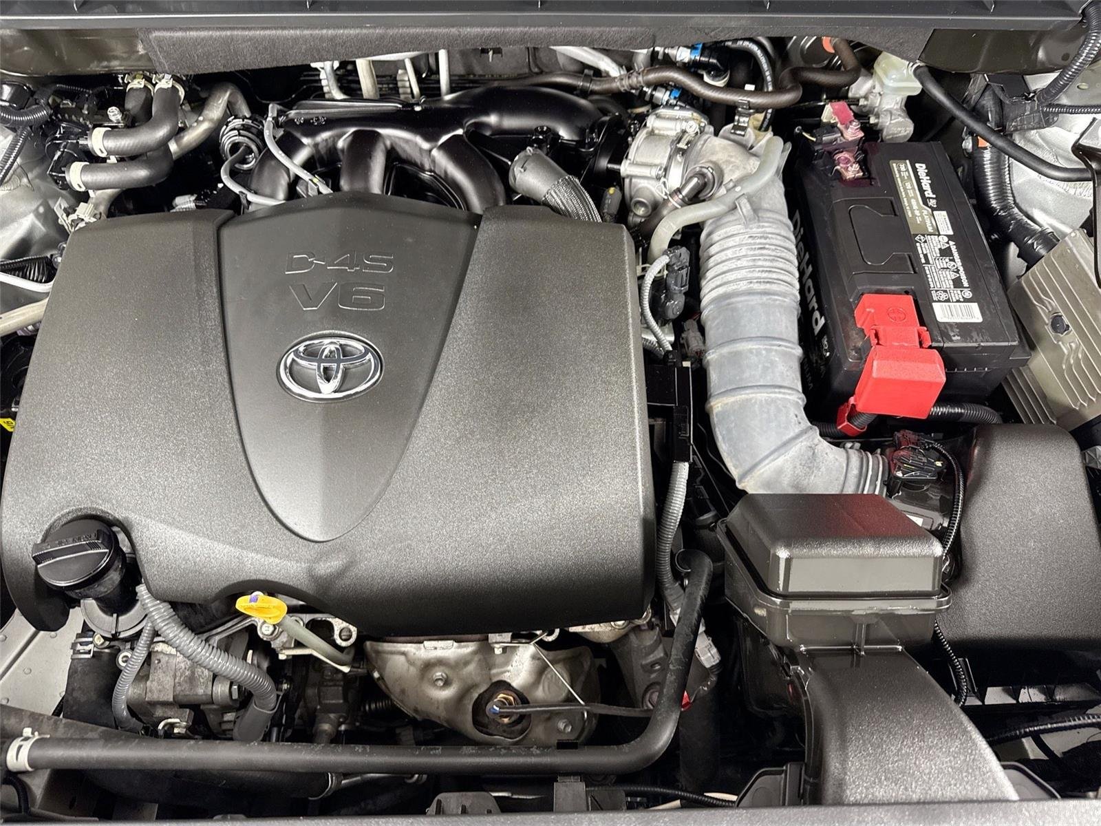 Used 2022 Celestial Silver Metallic Toyota XLE image 41