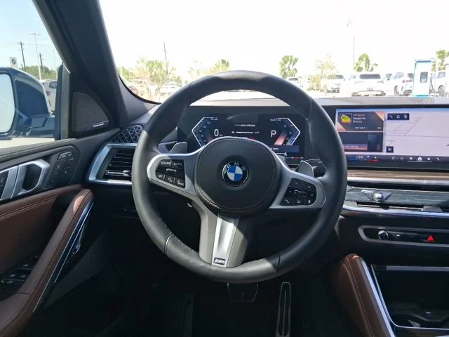 Used 2026 White BMW xDrive40i image 9
