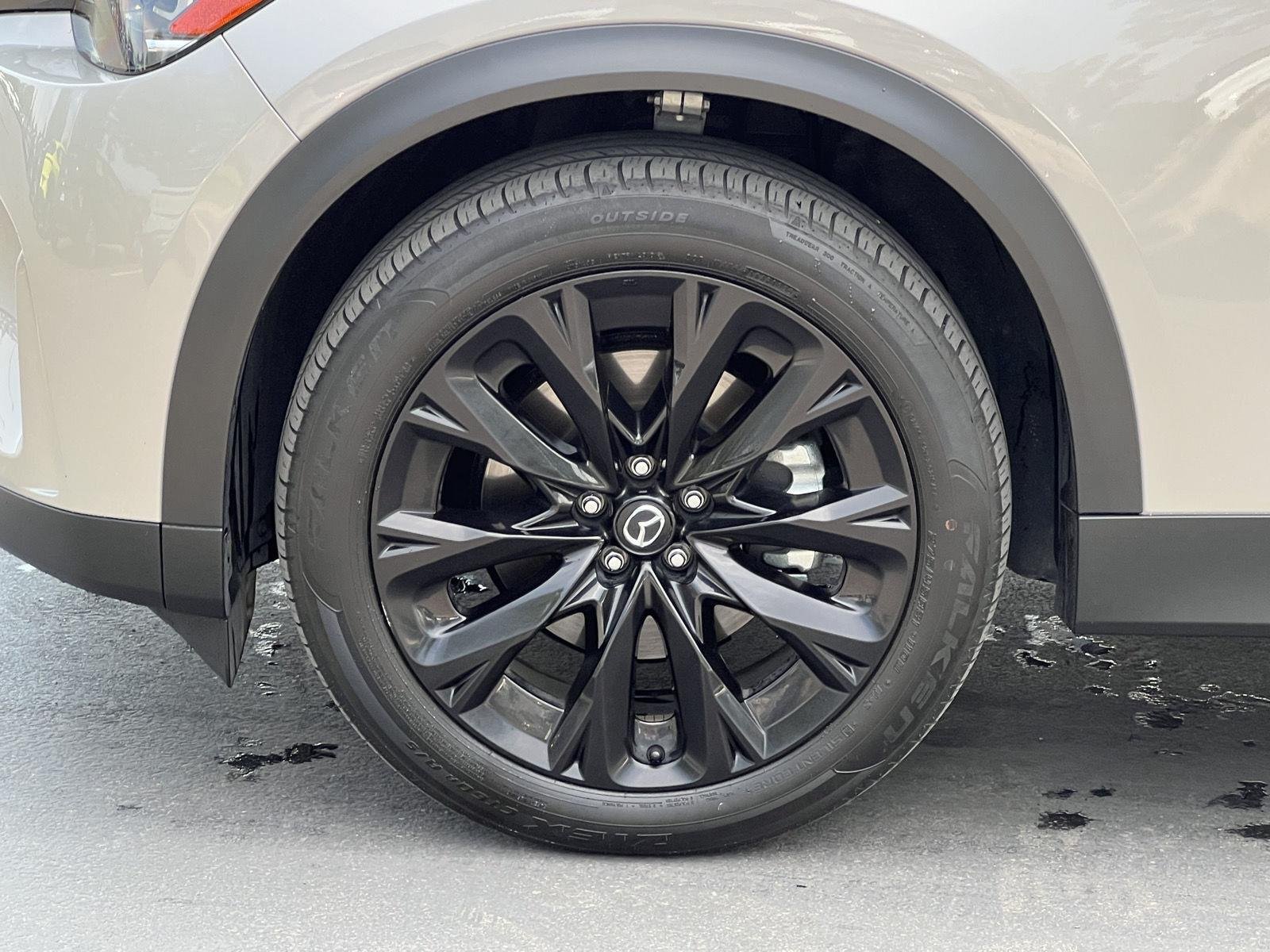 2025 Mazda CX-90 Premium Sport - Photo 13