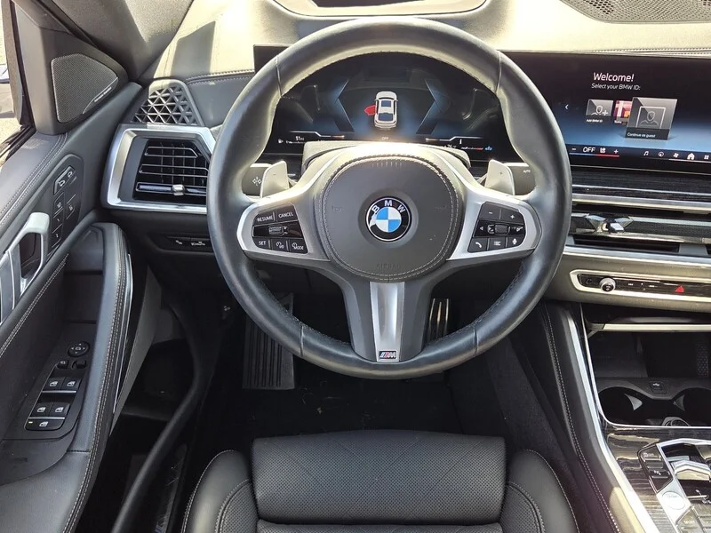 Used 2026 White Metallic BMW XDRIVE40I image 7