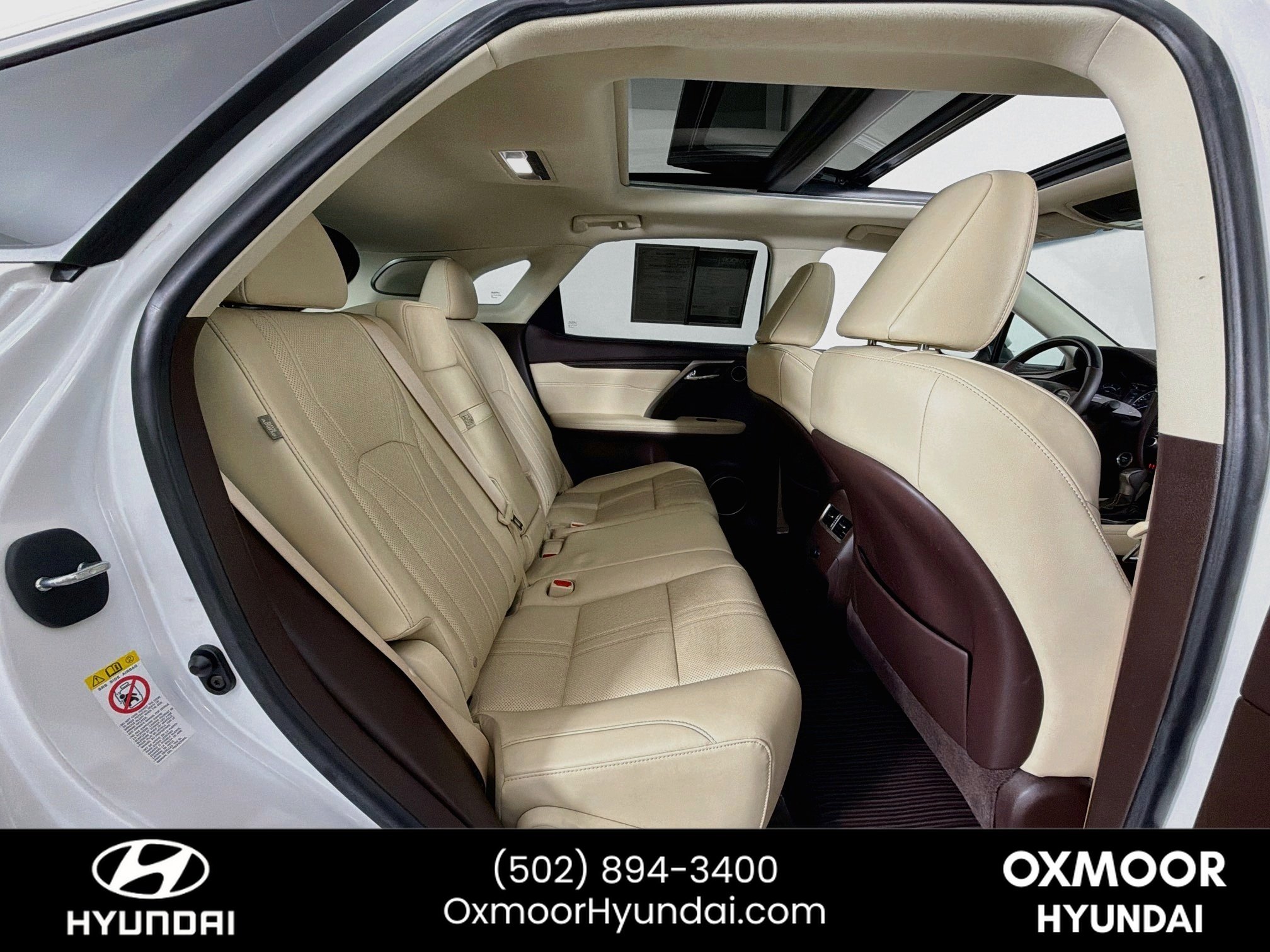 Used 2017 Eminent White Pearl Lexus Base image 28