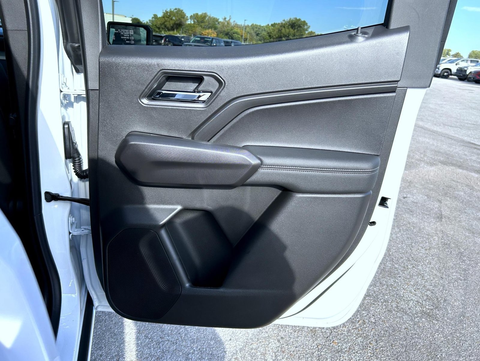 2026 Chevrolet Colorado LT - Photo 18
