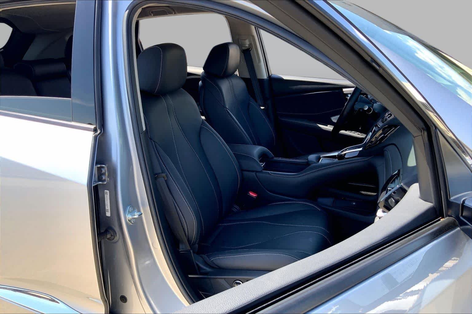 Certified Used 2024 Lunar Silver Metallic Acura SH-AWD TECH image 9