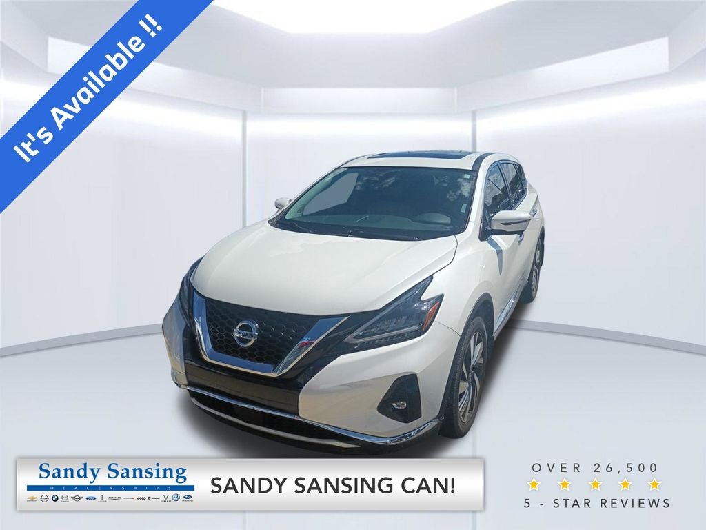 Used 2022 White Nissan SL image 1