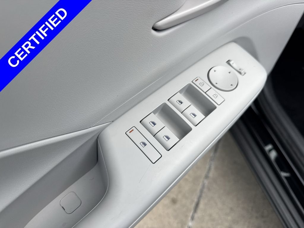 Certified Used 2025 Abyss Black Hyundai SEL image 15