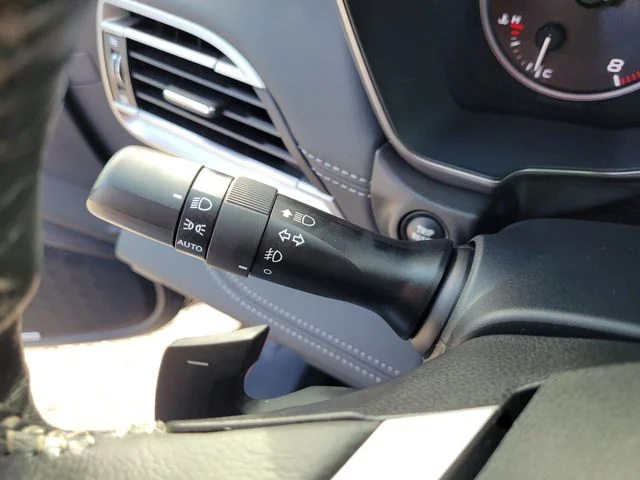 Used 2025 Red Subaru Limited image 27