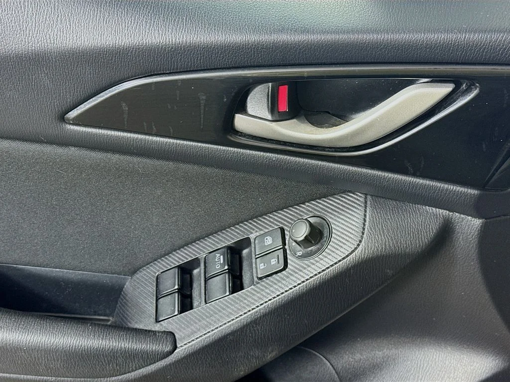 Used 2016 Blue Mazda i Sport image 20