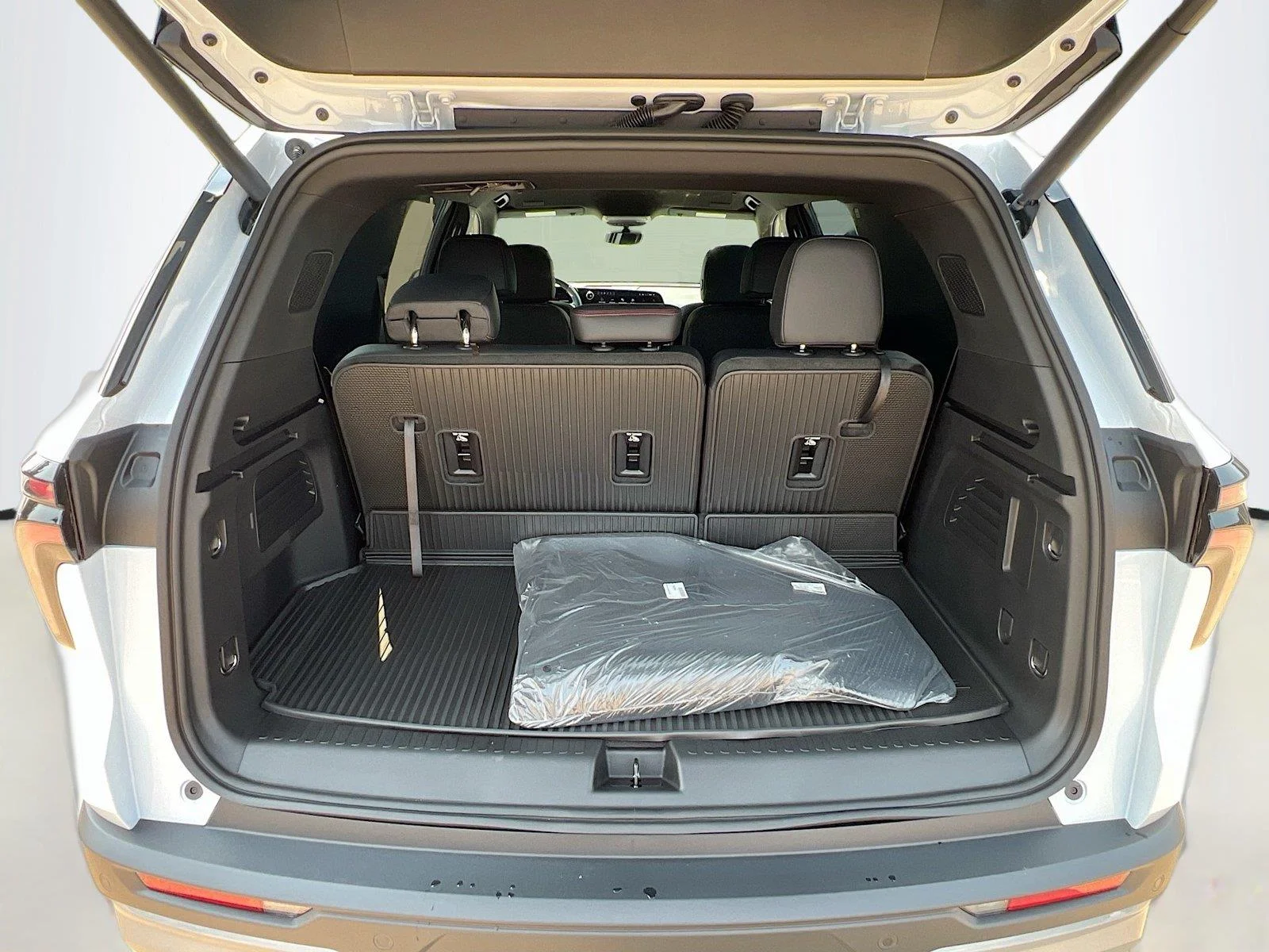 2026 Chevrolet Traverse Z71 - Photo 26