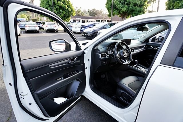 Used 2021 White Mazda Touring image 35