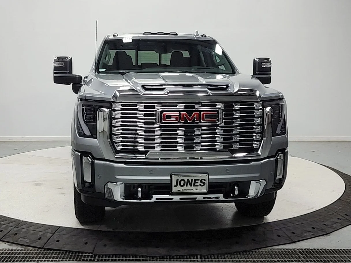 Used 2026 Sterling GMC Denali image 3