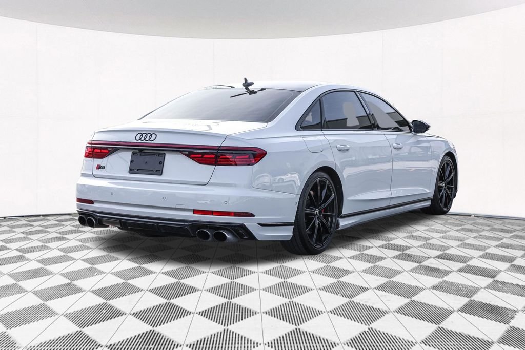2023 Audi S8 Base - Photo 15
