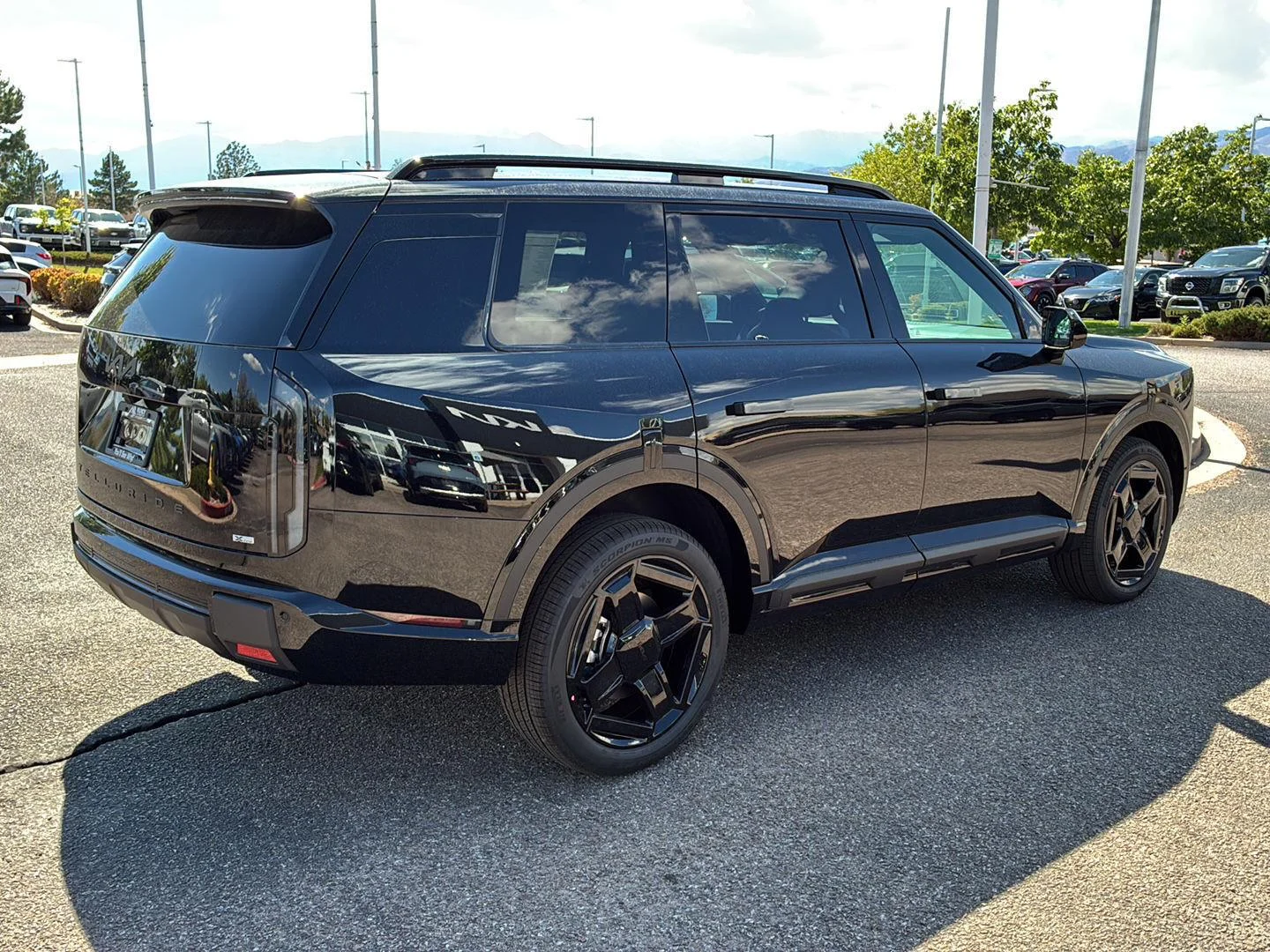 New 2027 Ebony Black Kia X-Line EX image 31