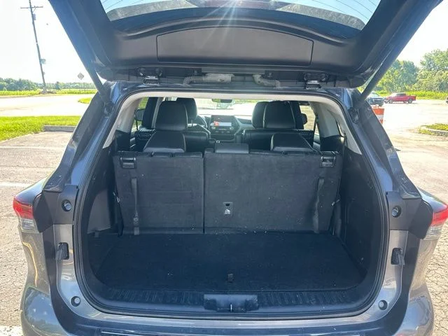 2024 Toyota Highlander XLE - Photo 9