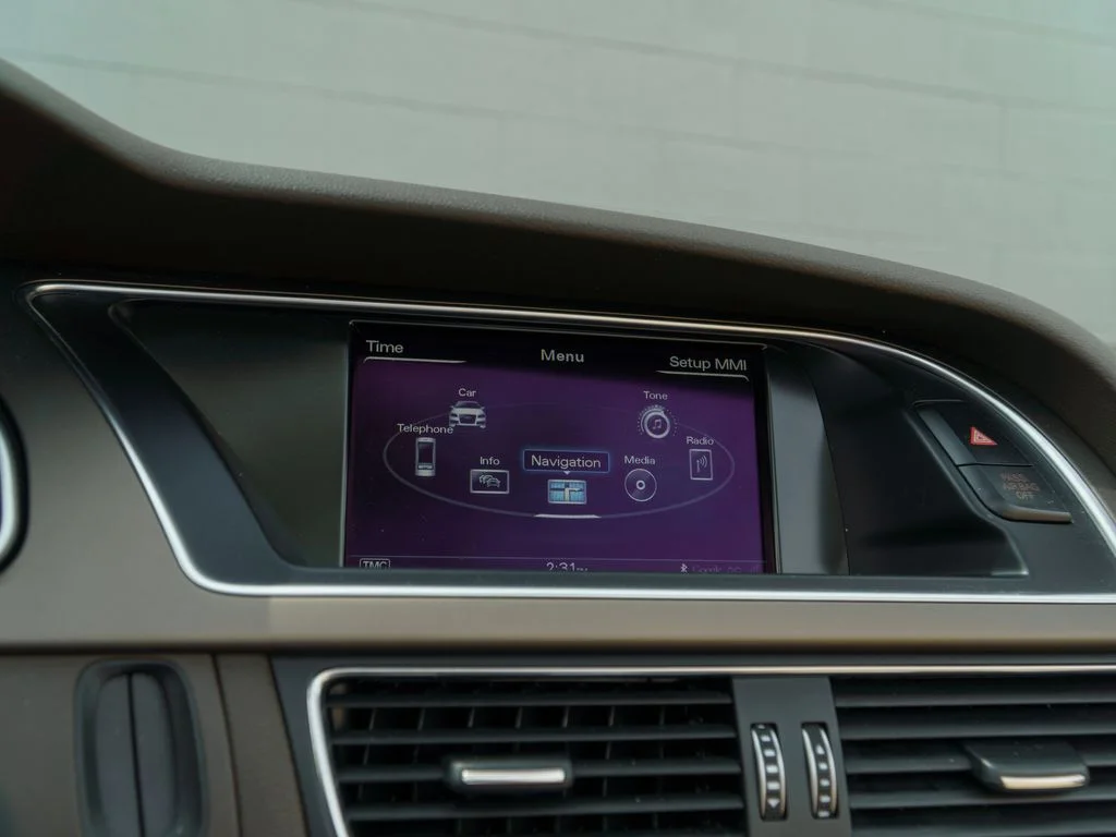 Used 2013  Audi  image 25