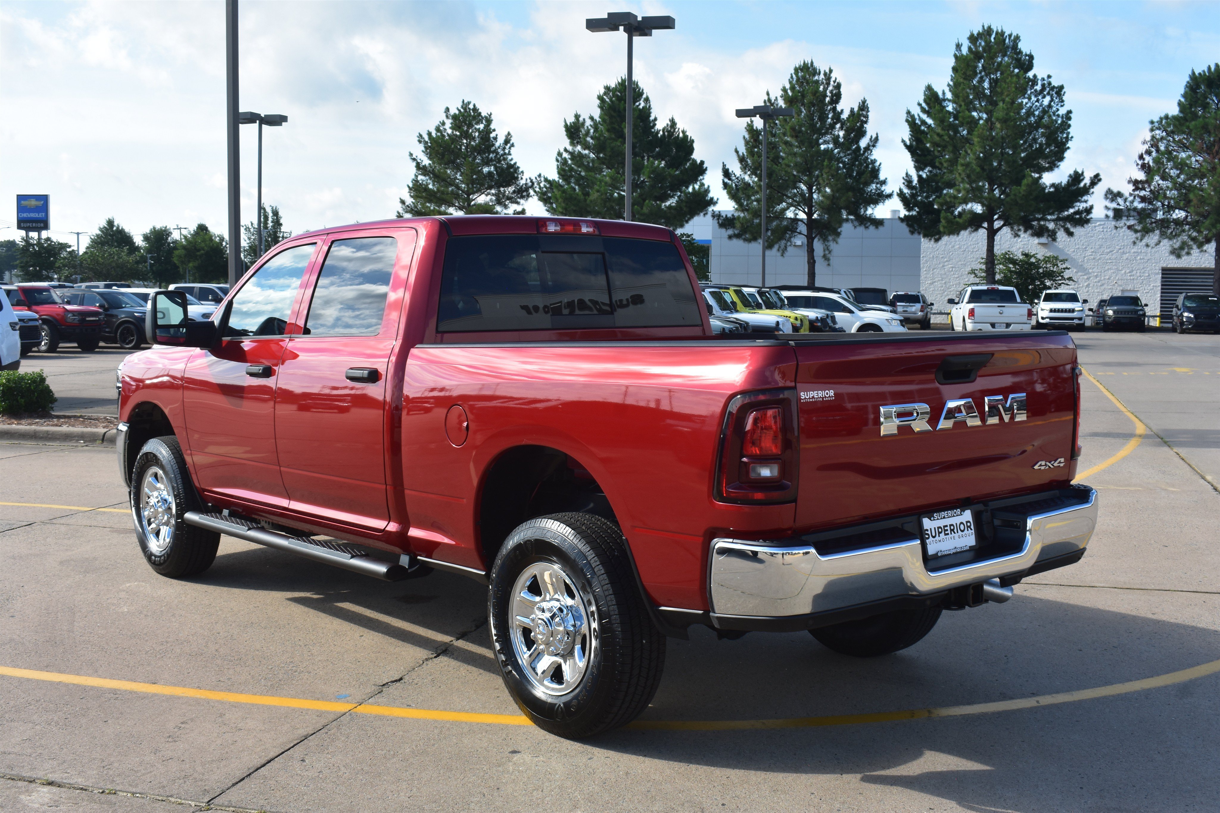 New 2026 Molten Red Pearl-Coat Exterior Paint RAM Tradesman image 8
