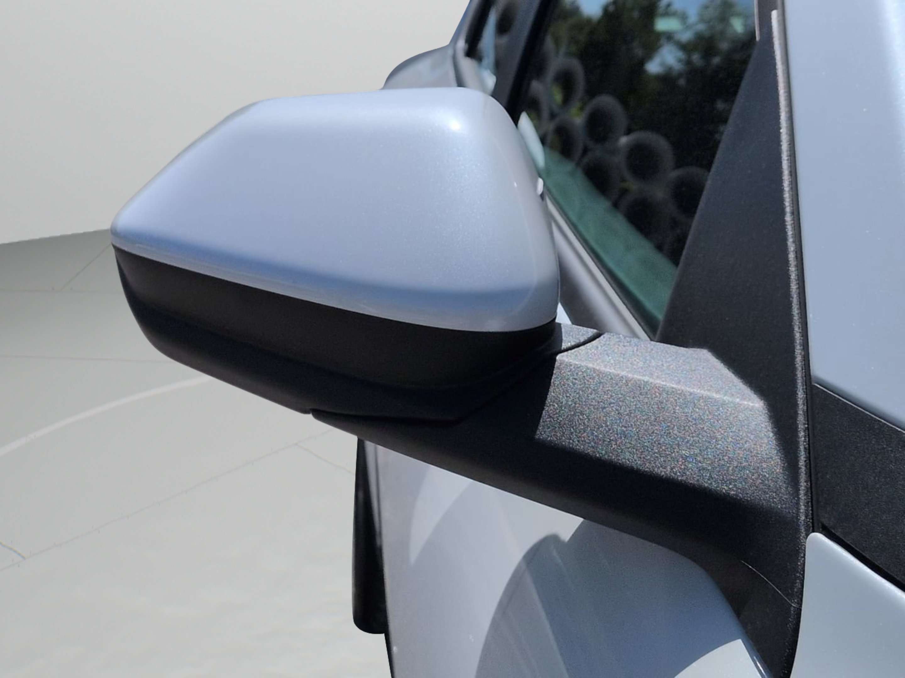 New 2026 Snow White Pearl Kia LXS image 12