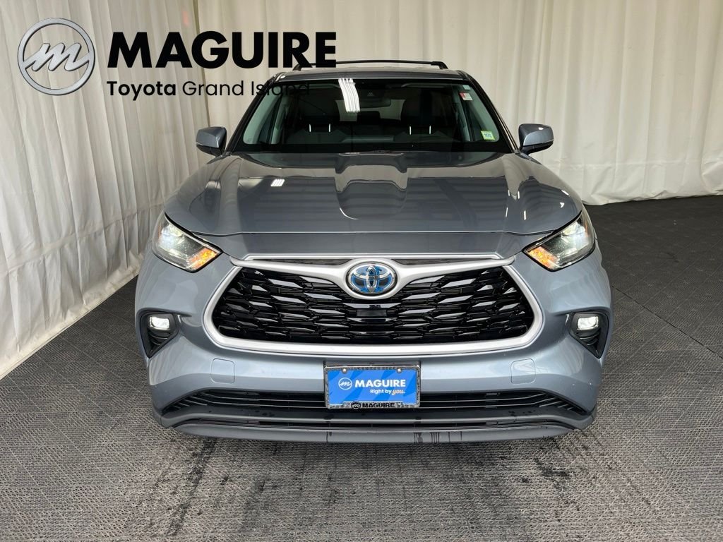 Used 2023 Blue Toyota LE image 33