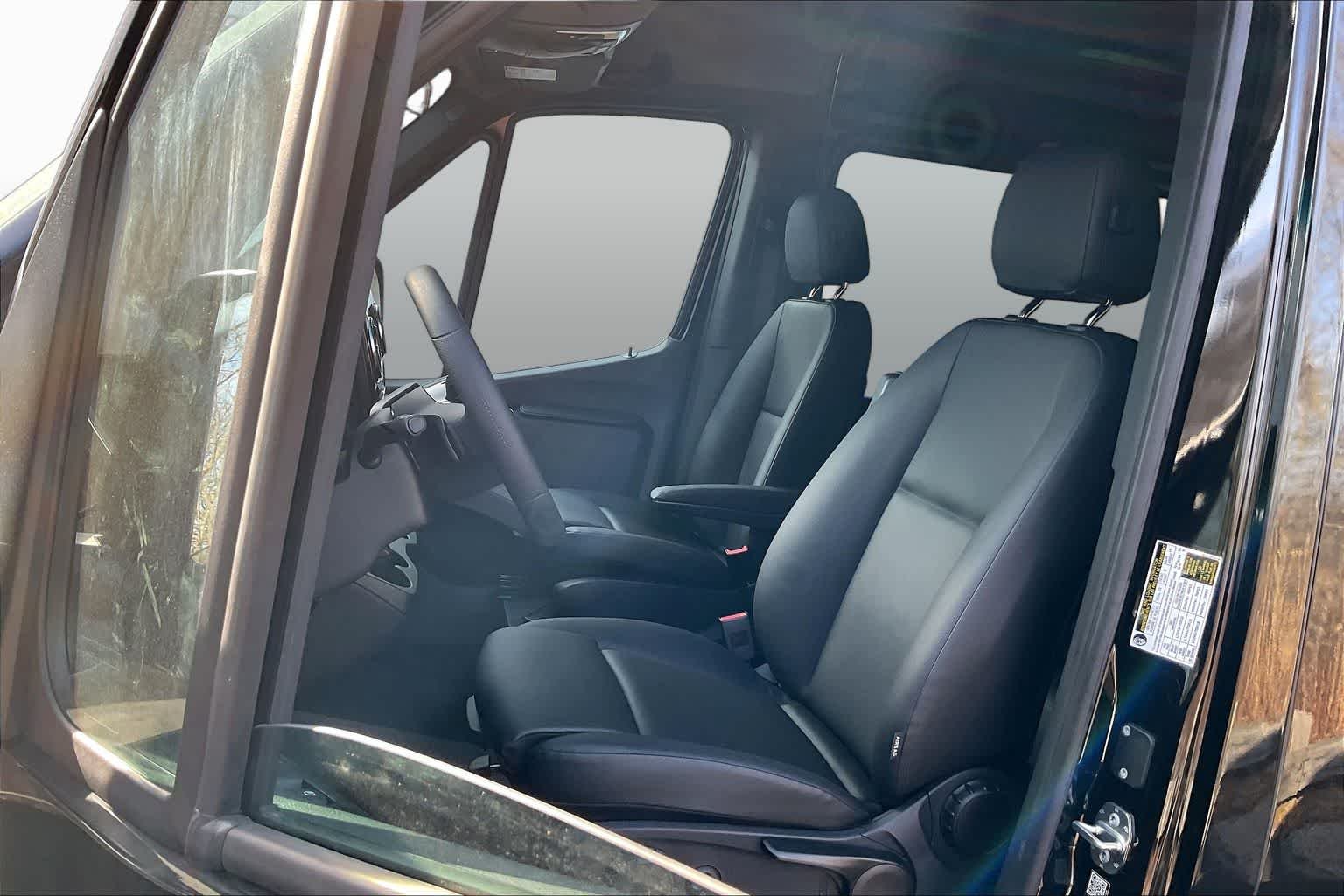 Used 2025 Jet Black Mercedes-Benz  image 14