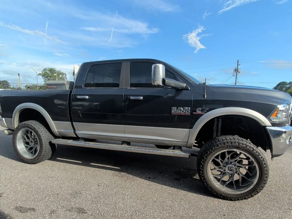 Used 2014 Gray Ram Laramie image 9