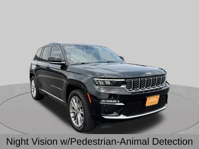 Used 2023 Black Jeep Summit image 11
