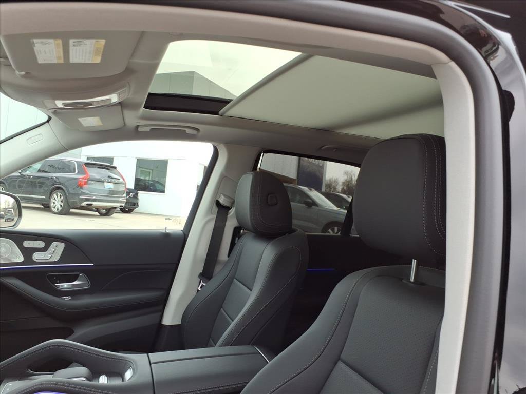New 2026 Black Mercedes-Benz GLE 450 image 32